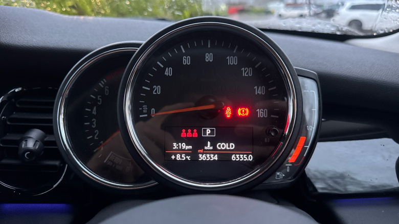 MINI Hatchback 1.5 Cooper Classic Premium 5dr Auto Petrol Hatchback